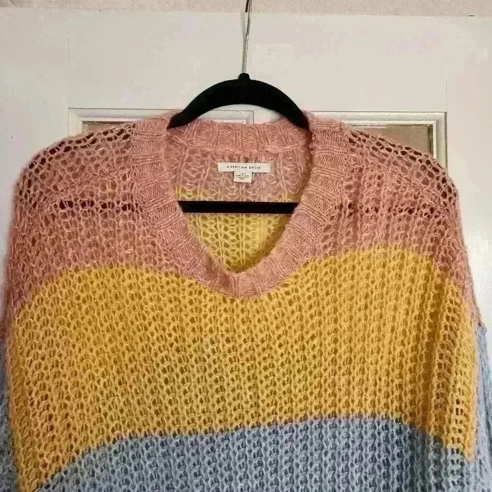 American Eagle Women's Knit Chunky Multicolored Striped Wool Fall Sweater Large